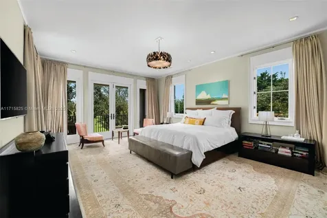 1221 Mariola Court Coral Gables FL 33134