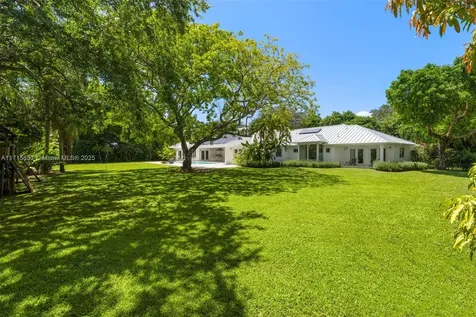 6424 SW 109th Street Pinecrest FL 33156