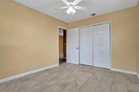 2401 N 62nd Avenue Hollywood FL 33024