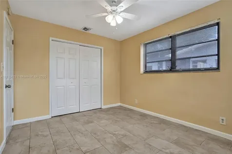 2401 N 62nd Avenue Hollywood FL 33024