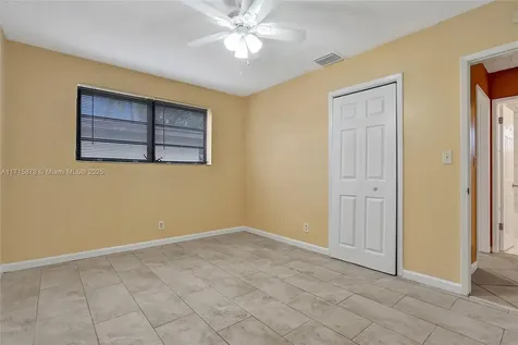 2401 N 62nd Avenue Hollywood FL 33024