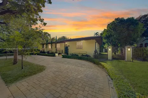 800 Valencia Avenue Coral Gables FL 33134