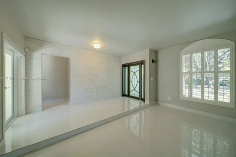 800 Valencia Avenue Coral Gables FL 33134