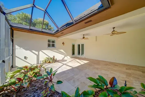 800 Valencia Avenue Coral Gables FL 33134
