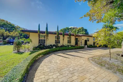 800 Valencia Avenue Coral Gables FL 33134