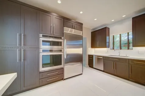 800 Valencia Avenue Coral Gables FL 33134