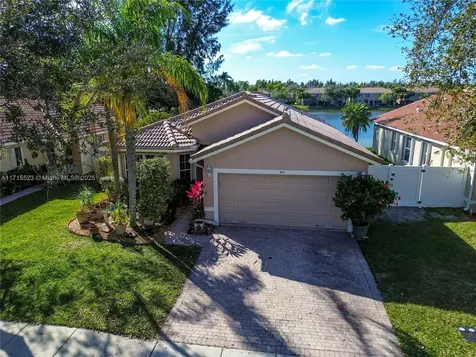 844 SW 121st Avenue Pembroke Pines FL 33025