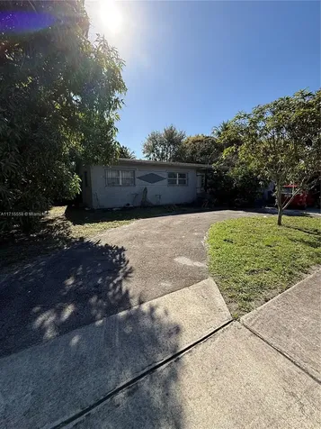 1310 NW 115th Street Miami FL 33167