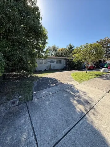 1310 NW 115th Street Miami FL 33167