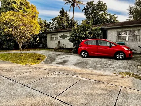 1310 NW 115th Street Miami FL 33167