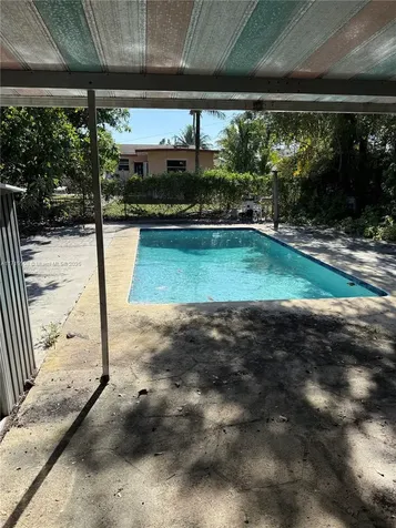1310 NW 115th Street Miami FL 33167