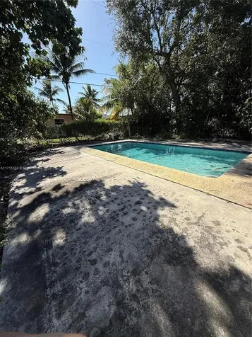 1310 NW 115th Street Miami FL 33167