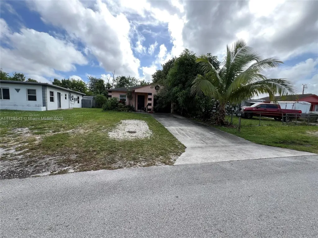 3528 SW 12th Court Fort Lauderdale FL 33312