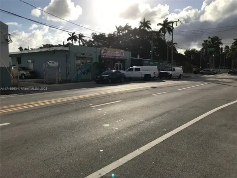 1628 NW 28th Street Miami FL 33142