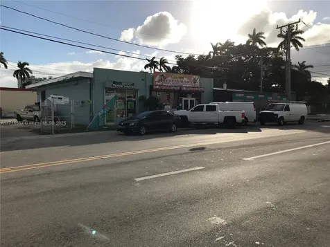 1628 NW 28th Street Miami FL 33142