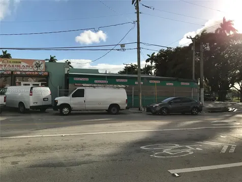 1628 NW 28th Street Miami FL 33142