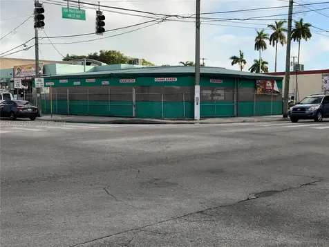 1628 NW 28th Street Miami FL 33142