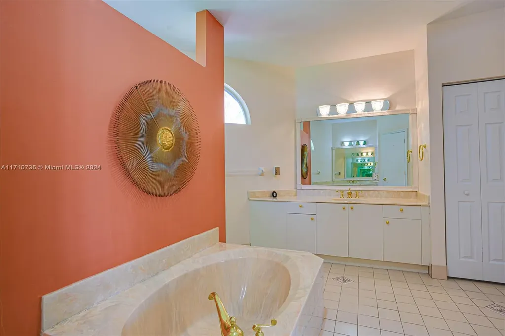 4957 NW 111th Terrace Coral Springs FL 33076