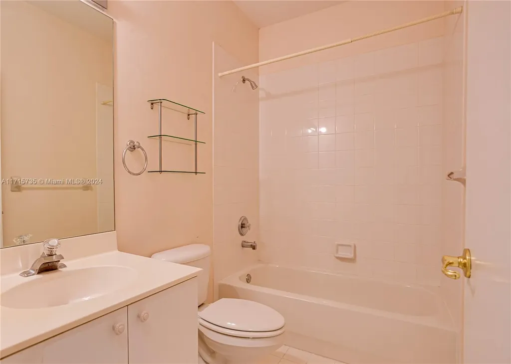 4957 NW 111th Terrace Coral Springs FL 33076