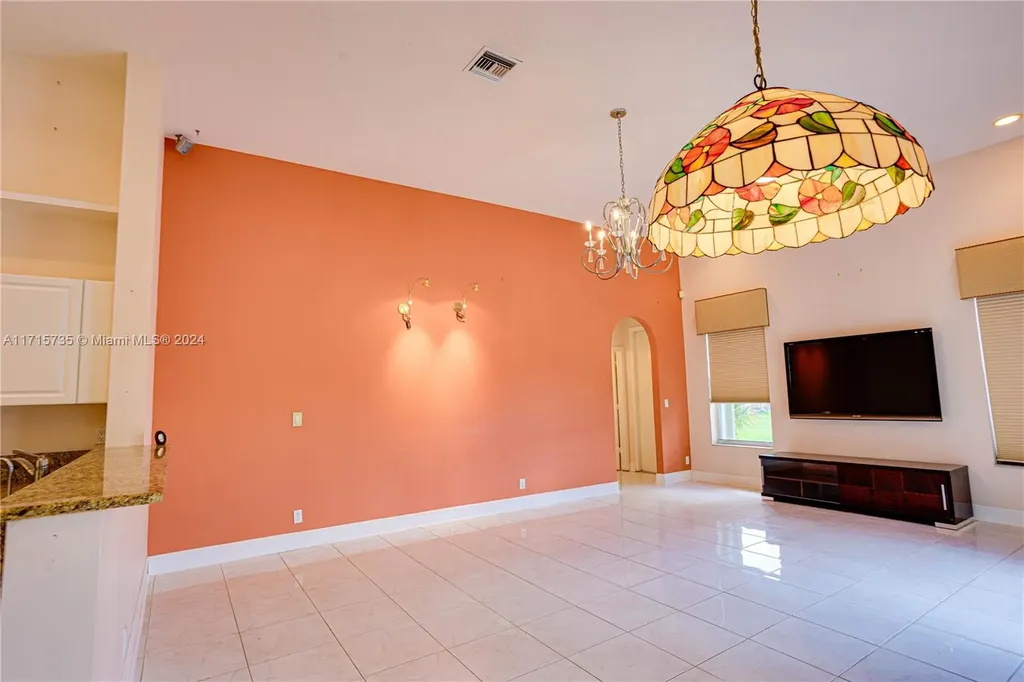 4957 NW 111th Terrace Coral Springs FL 33076