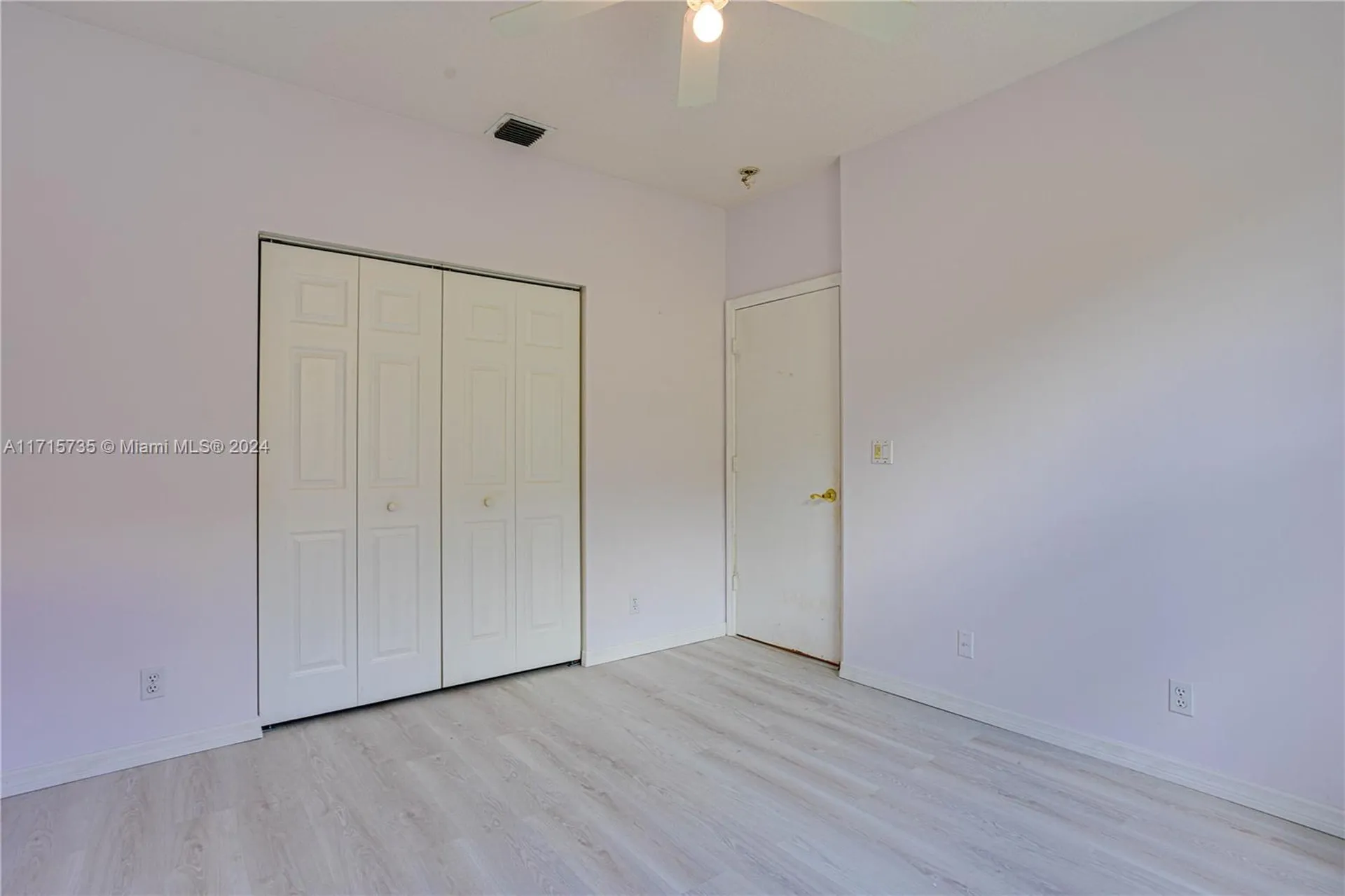 4957 NW 111th Terrace Coral Springs FL 33076