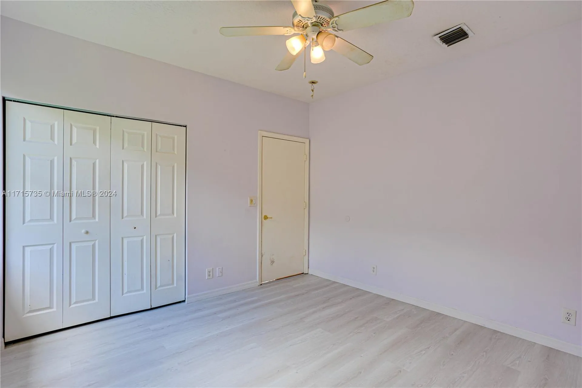 4957 NW 111th Terrace Coral Springs FL 33076