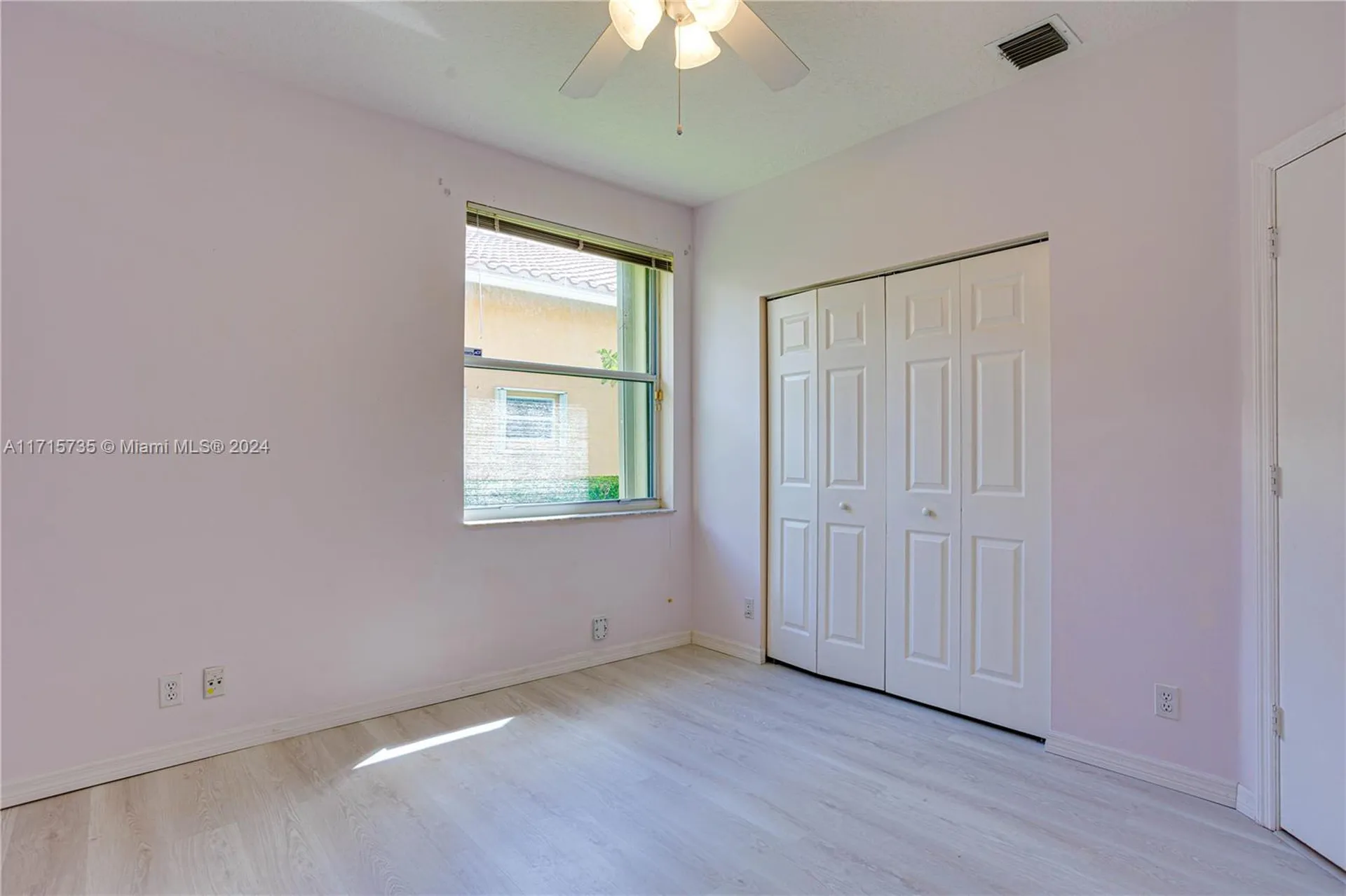 4957 NW 111th Terrace Coral Springs FL 33076