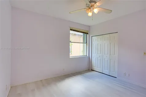 4957 NW 111th Terrace Coral Springs FL 33076