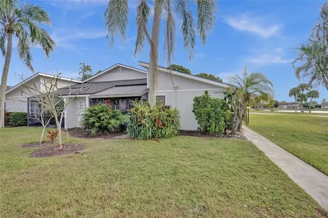 4399 Willow Pond Circle West Palm Beach FL 33417