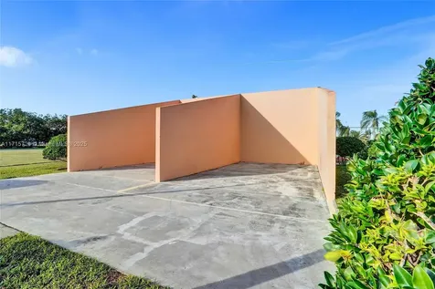 4399 Willow Pond Circle West Palm Beach FL 33417