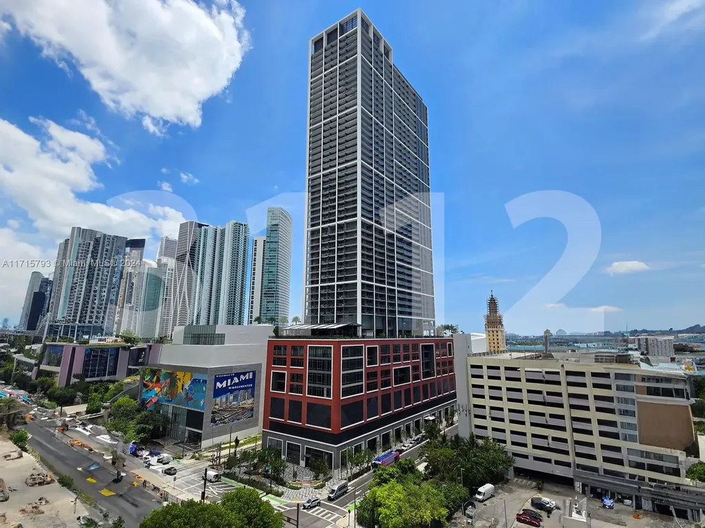 601 NE 1 Avenue Miami FL 33132