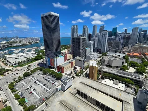 601 NE 1 Avenue Miami FL 33132
