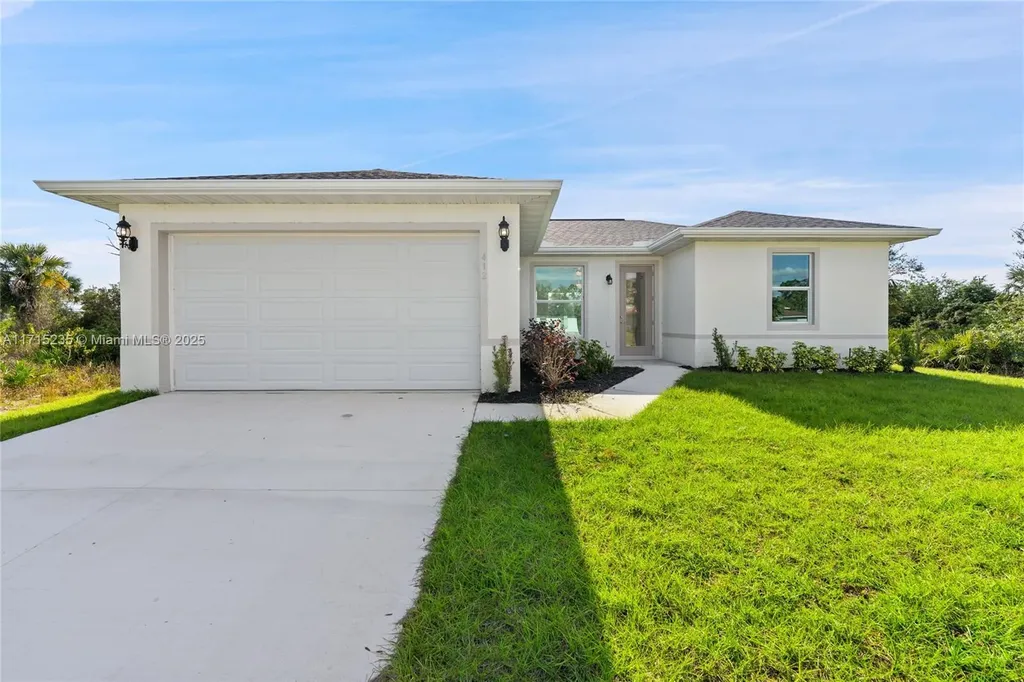 957 Commodore Street Lehigh Acres FL 33974