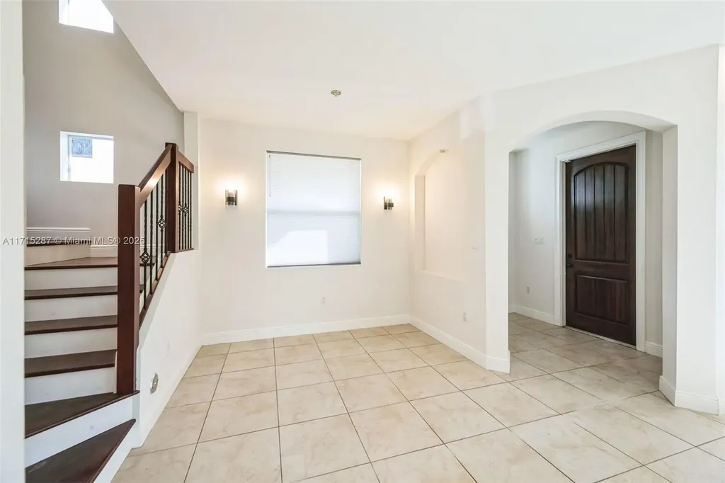 601 SW 10th Street Fort Lauderdale FL 33315