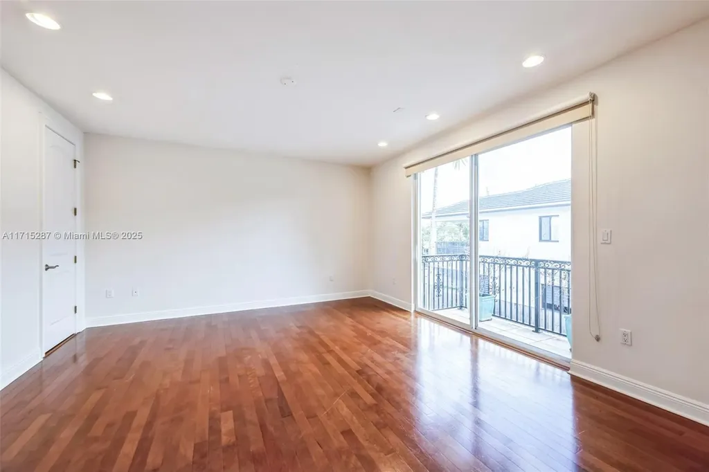 601 SW 10th Street Fort Lauderdale FL 33315