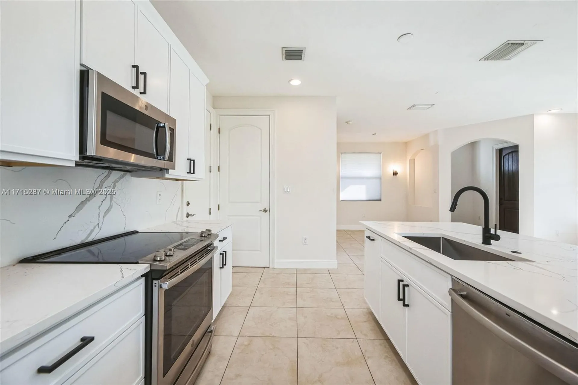 601 SW 10th Street Fort Lauderdale FL 33315