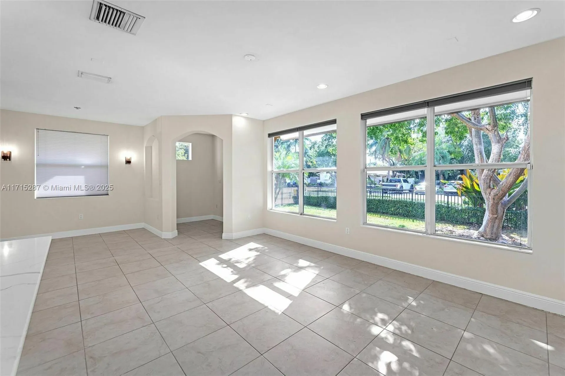 601 SW 10th Street Fort Lauderdale FL 33315