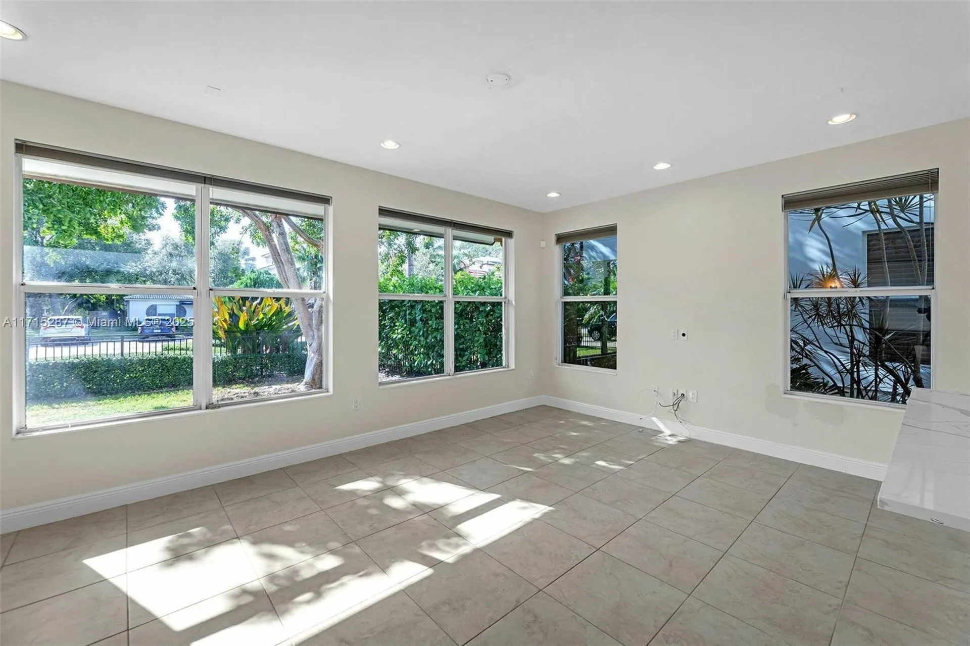 601 SW 10th Street Fort Lauderdale FL 33315