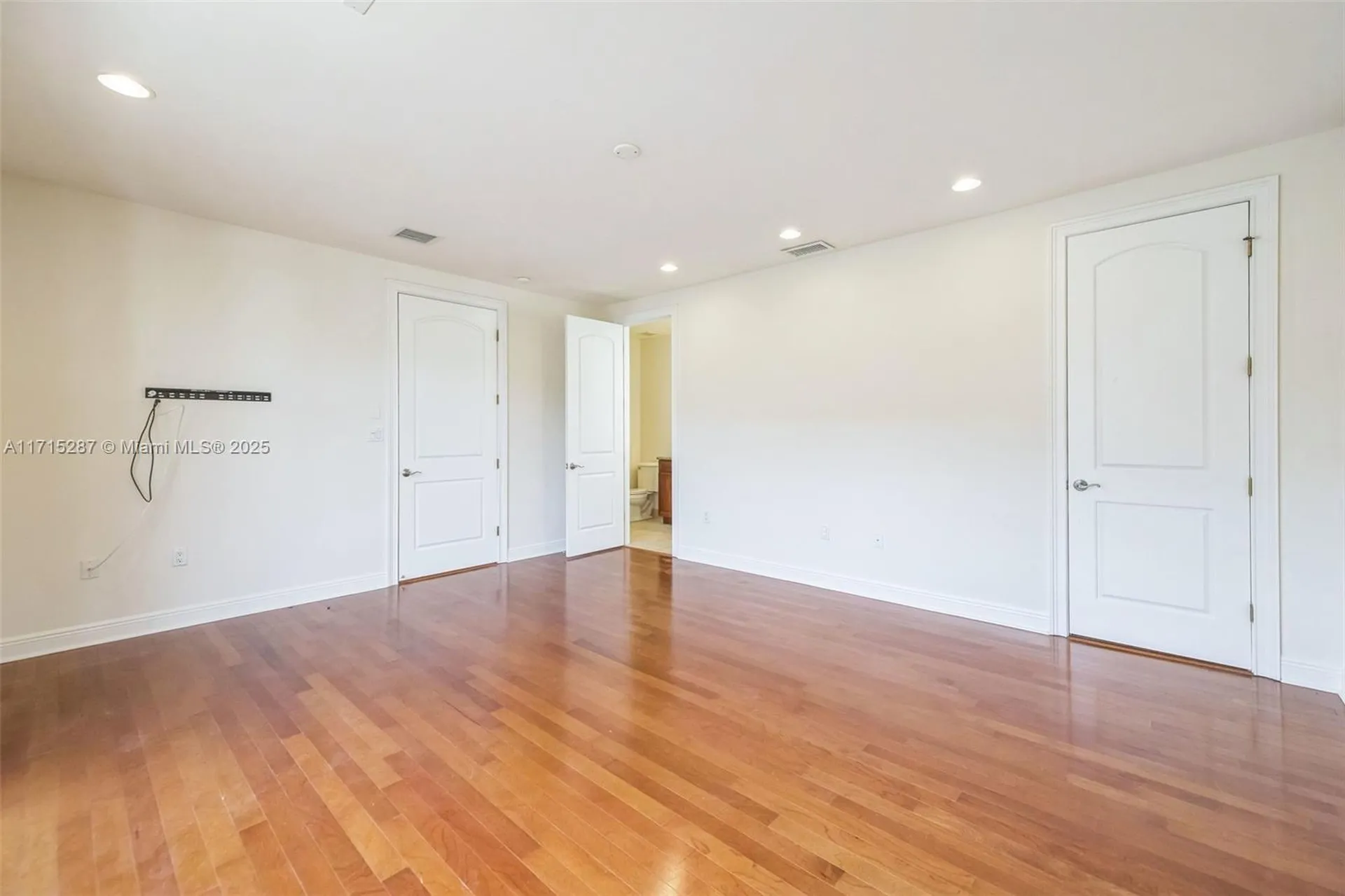 601 SW 10th Street Fort Lauderdale FL 33315