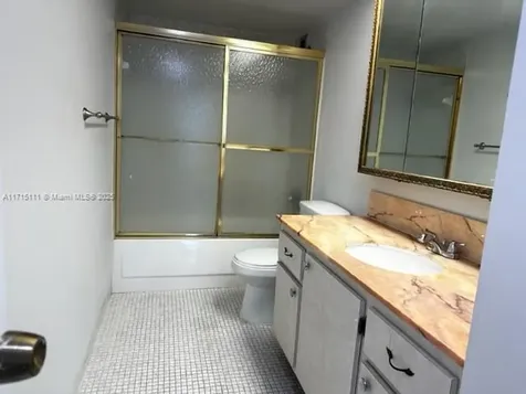 5401 Collins Avenue Miami Beach FL 33140