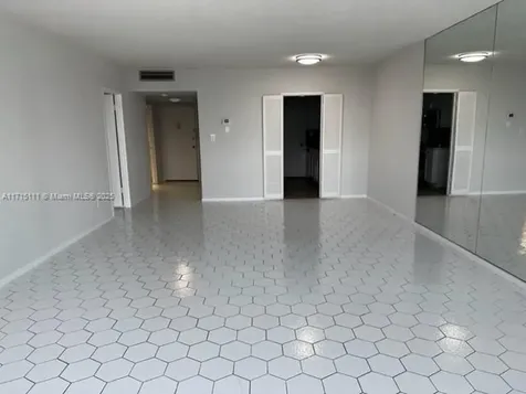 5401 Collins Avenue Miami Beach FL 33140