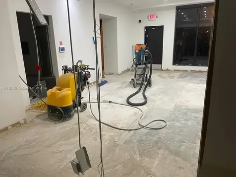 Concrete Coating & Epoxy Flooring Company Unincorporated Dade FL 33174