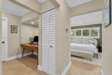 6608 Maynada Street Coral Gables FL 33146