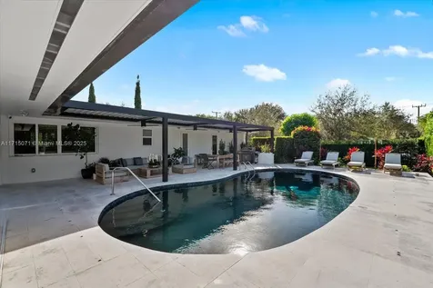 6608 Maynada Street Coral Gables FL 33146