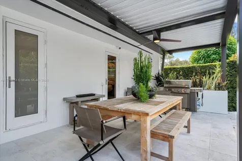 6608 Maynada Street Coral Gables FL 33146