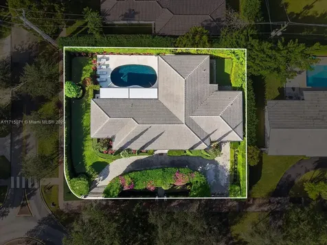 6608 Maynada Street Coral Gables FL 33146