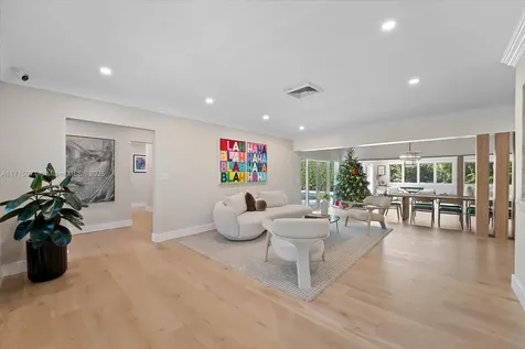 6608 Maynada Street Coral Gables FL 33146