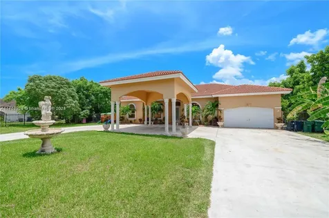 15492 SW 274th Street Homestead FL 33032