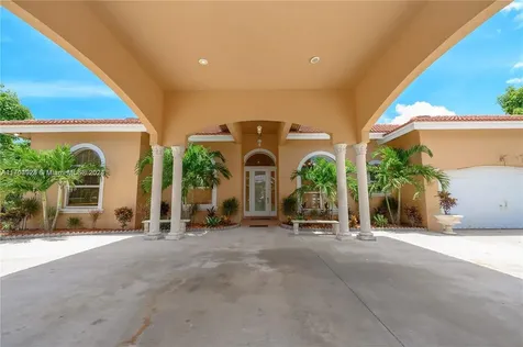 15492 SW 274th Street Homestead FL 33032