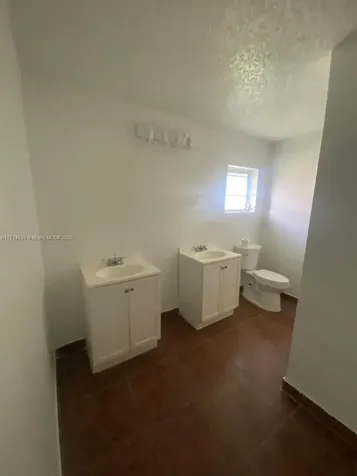 10421 SW 184th Street Cutler Bay FL 33157